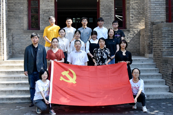 96106aedd8b74b2e819b10d244307bbc.jpg
