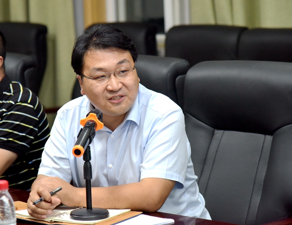 副院长杨培志解疑答惑.jpg