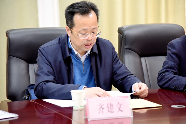 12f0b681c1c74c30848cd783361a47ac.jpg 齐建文处长.JPG