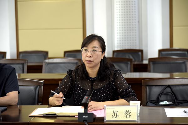 4022307c24ab4850a96ee05bfb16613b.jpg 米乐官方网页版党委书记苏蓉主持座谈会.jpg